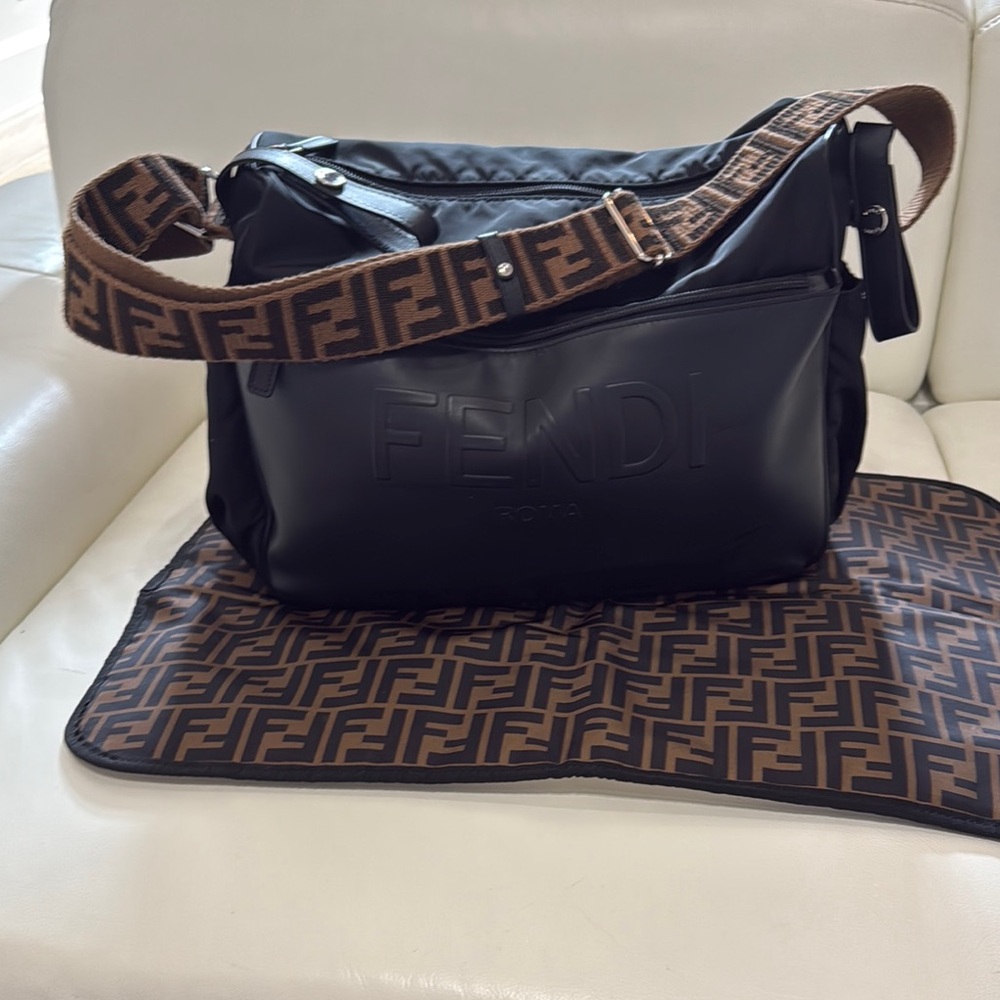 Fendi Black and Brown Shoulder Bag